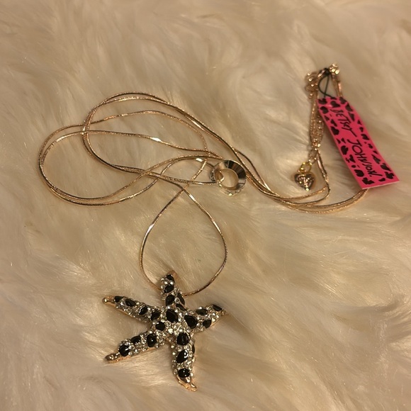 Betsy Johnson Gold/Rhinestone Starfish Necklace - Picture 6 of 10